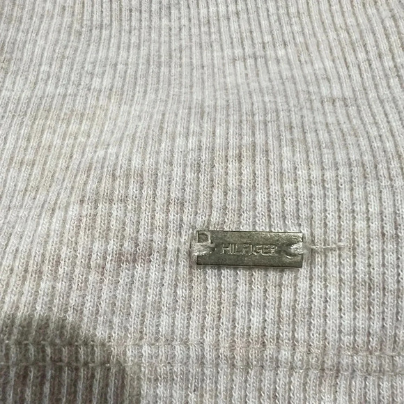 Tommy Hilfiger cream color tank top with floral mesh design, Medium - Picture 3 of 5